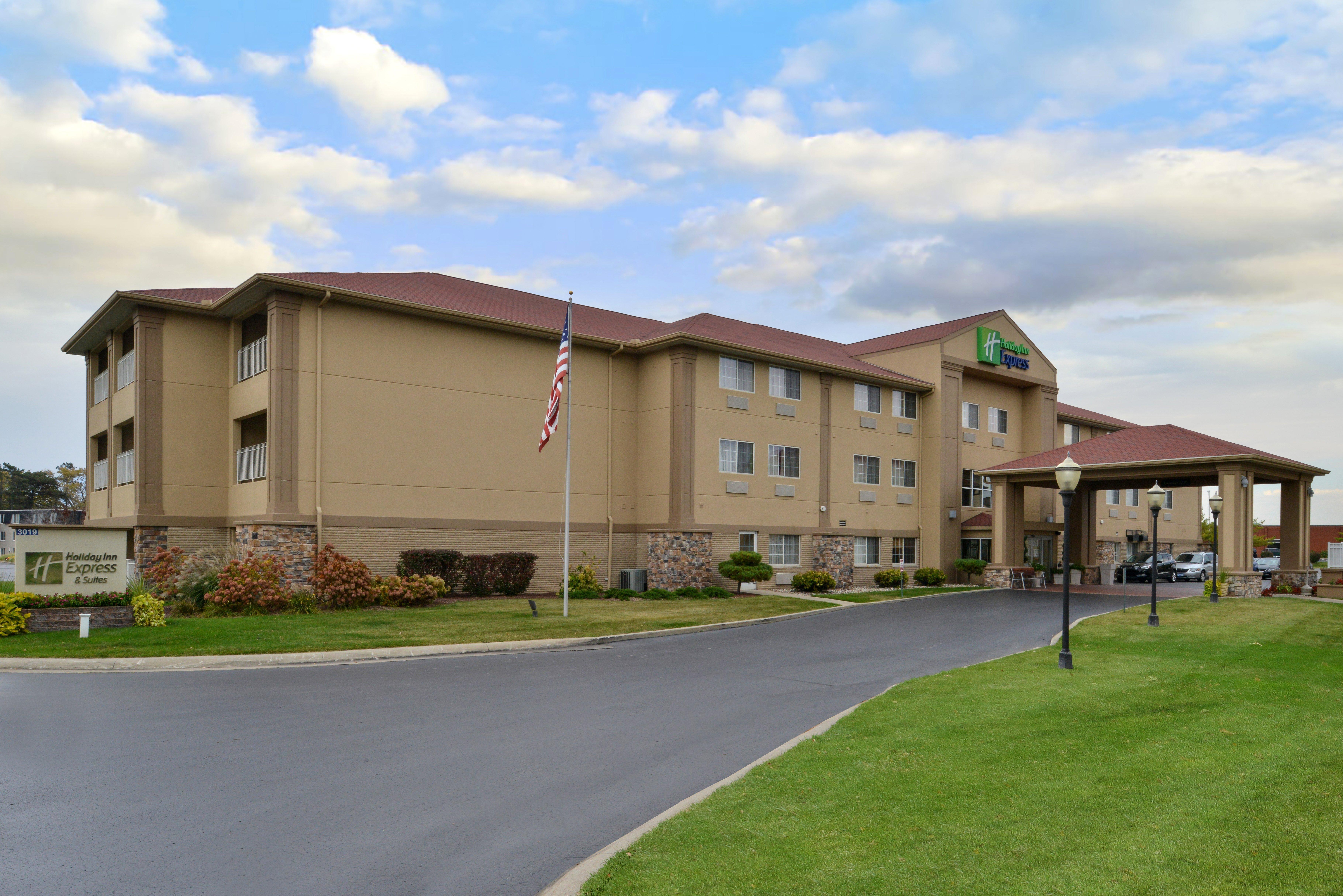 Holiday Inn Express Hotel & Suites-Saint Joseph By Ihg Ngoại thất bức ảnh