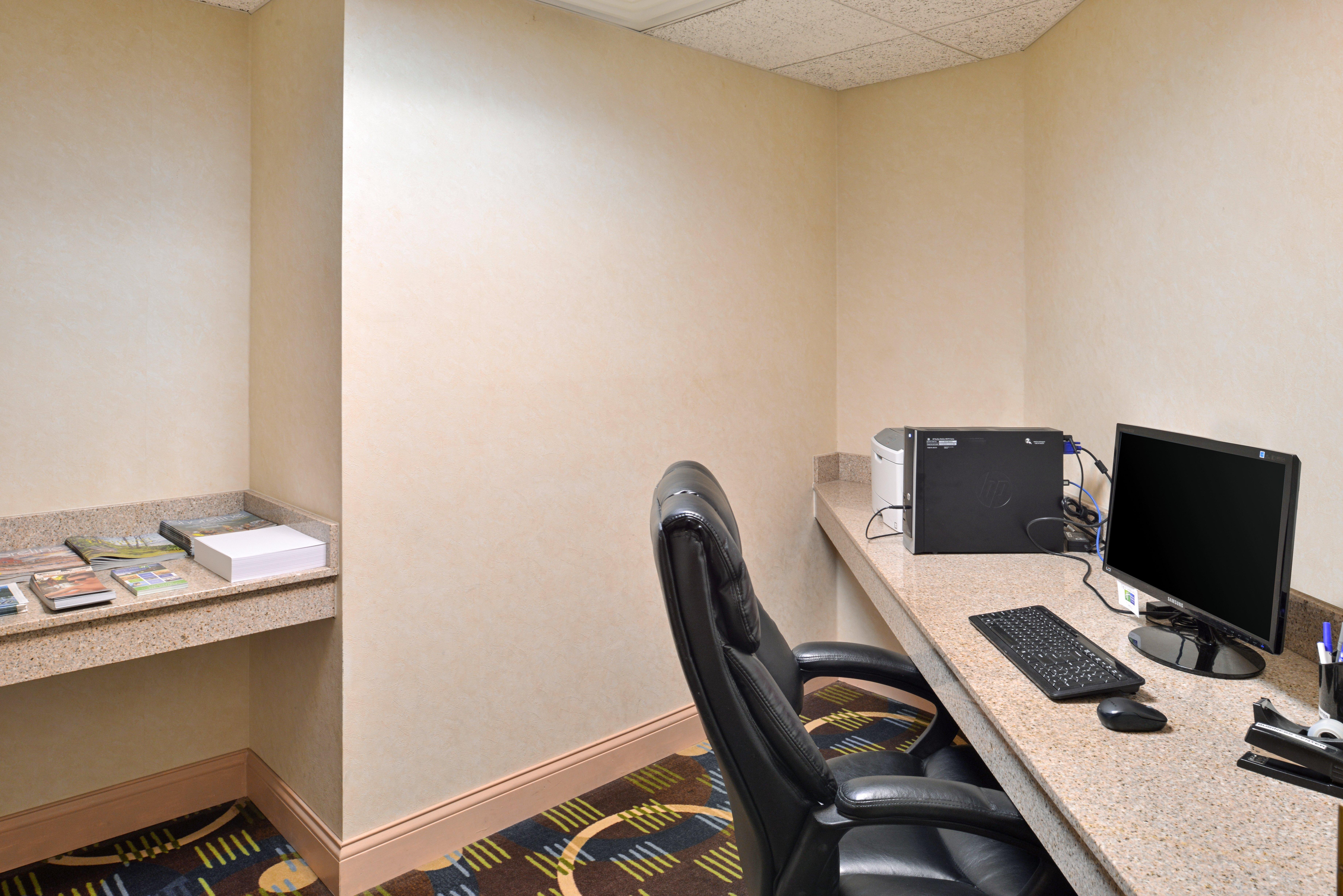 Holiday Inn Express Hotel & Suites-Saint Joseph By Ihg Ngoại thất bức ảnh