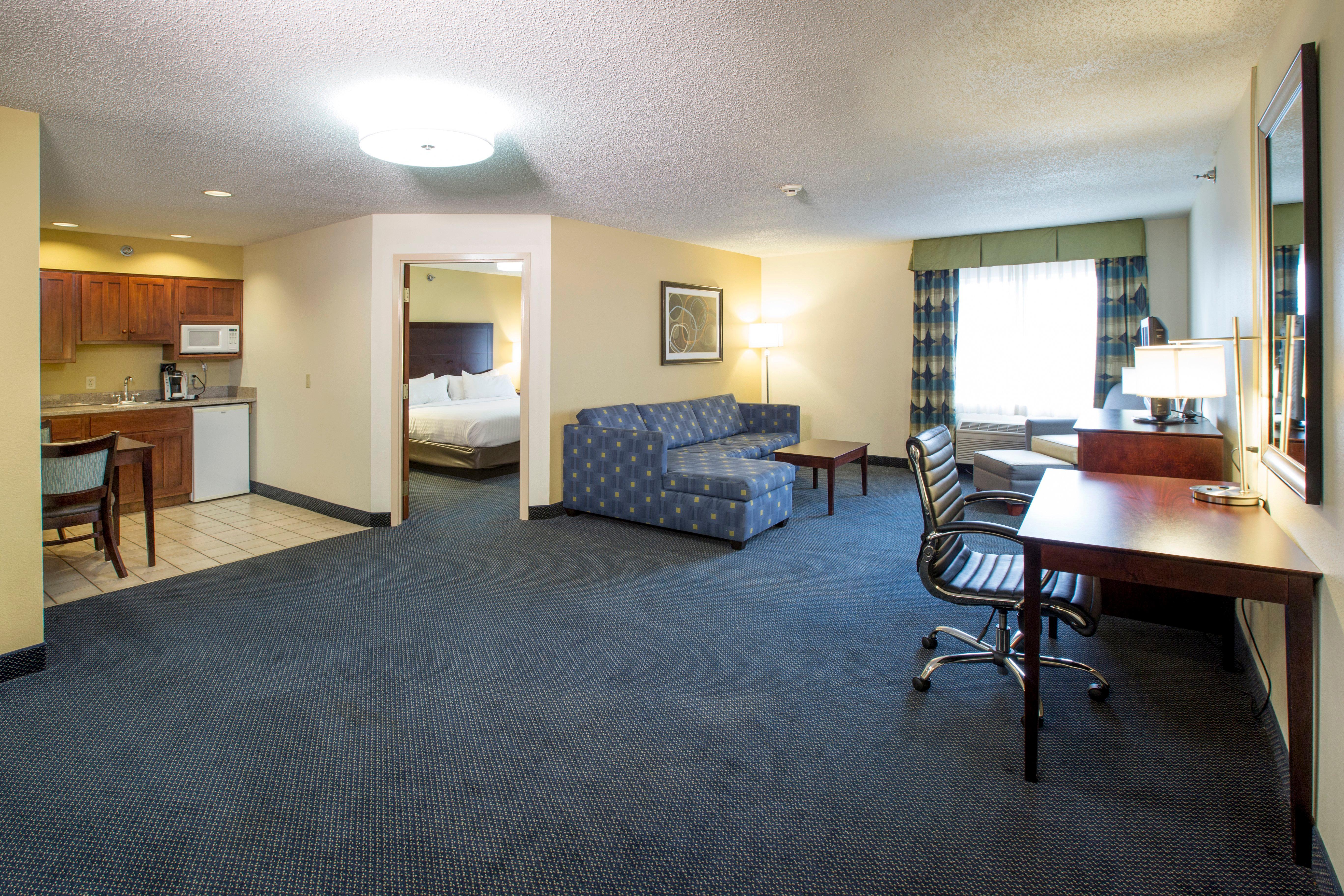 Holiday Inn Express Hotel & Suites-Saint Joseph By Ihg Ngoại thất bức ảnh