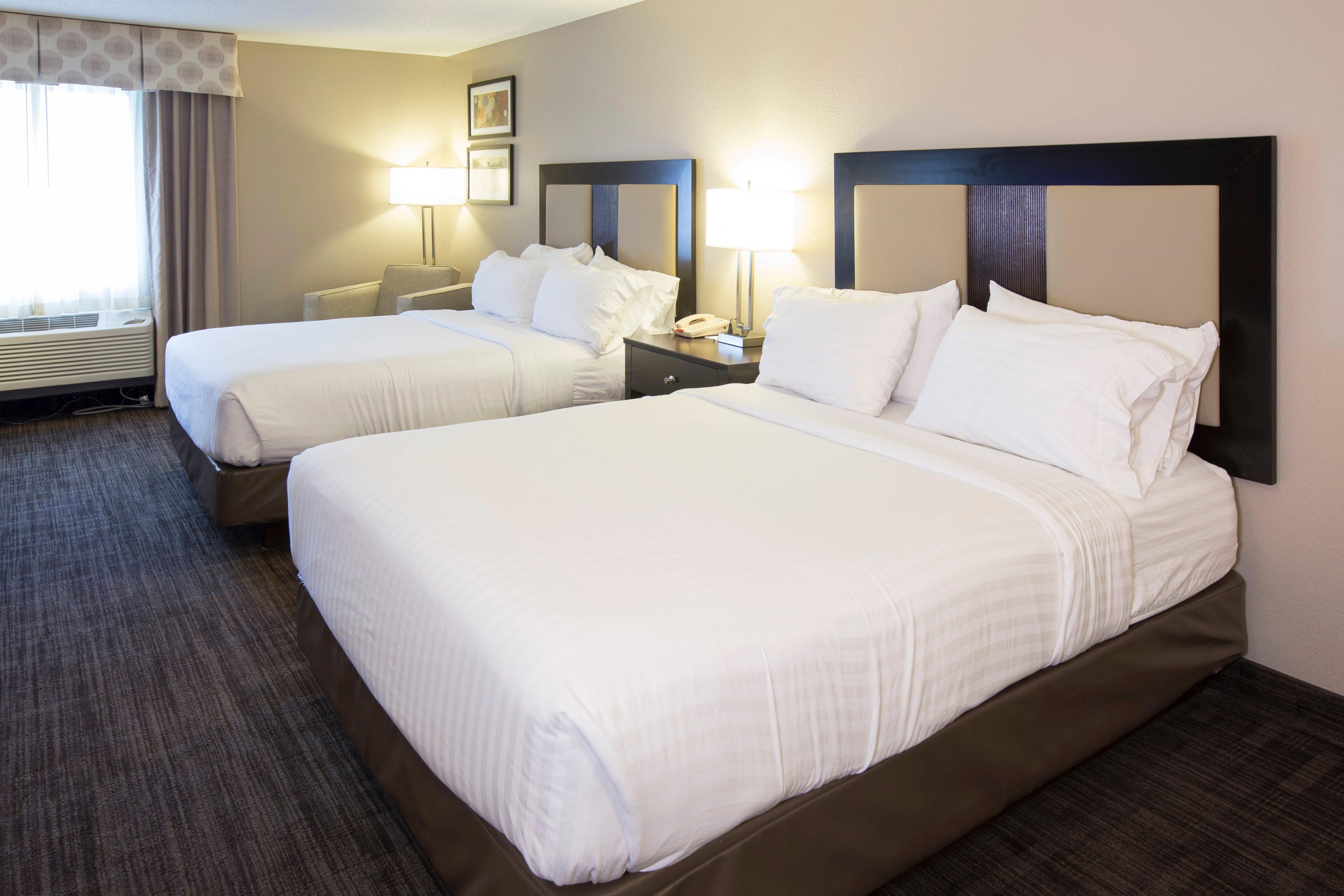 Holiday Inn Express Hotel & Suites-Saint Joseph By Ihg Ngoại thất bức ảnh