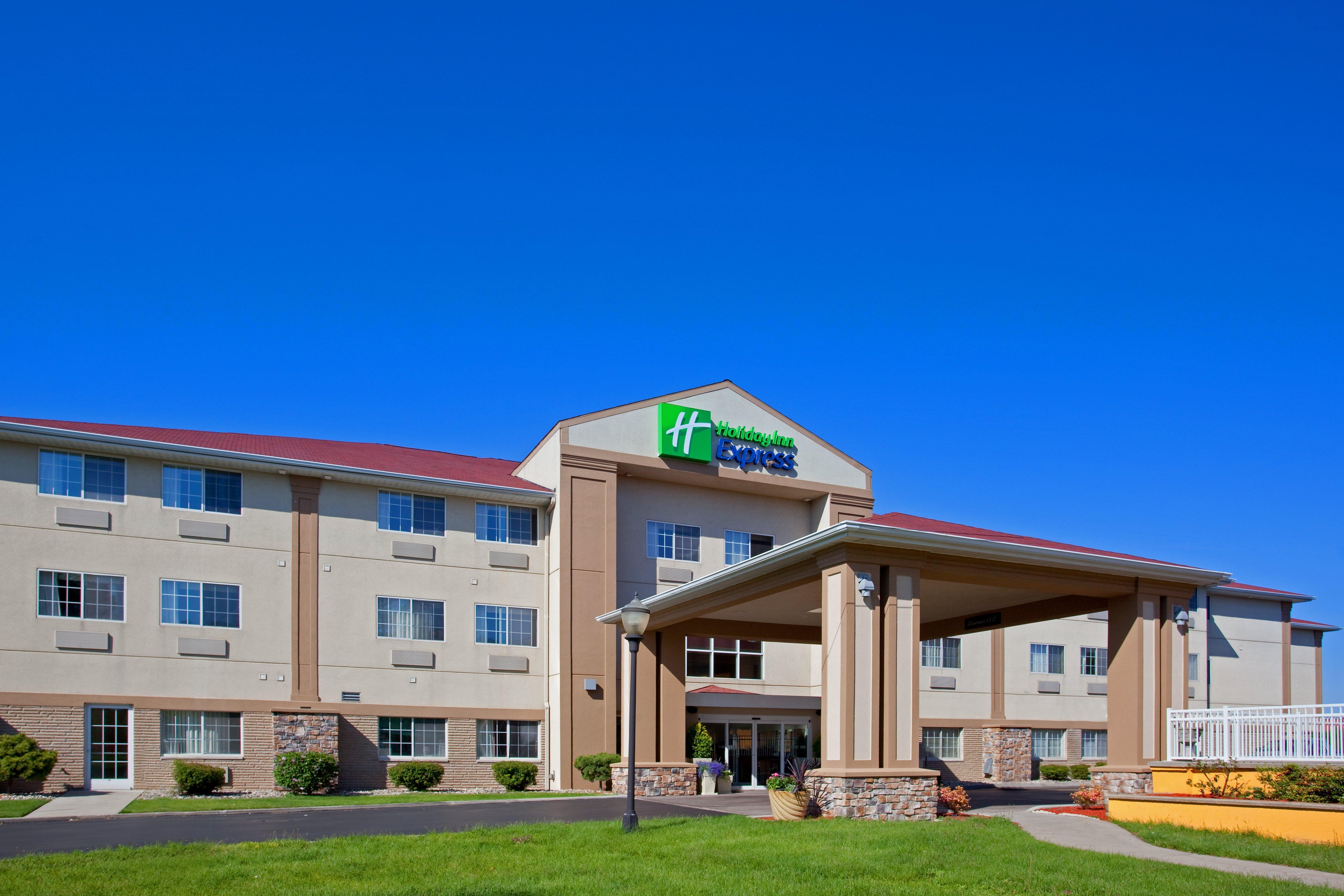 Holiday Inn Express Hotel & Suites-Saint Joseph By Ihg Ngoại thất bức ảnh