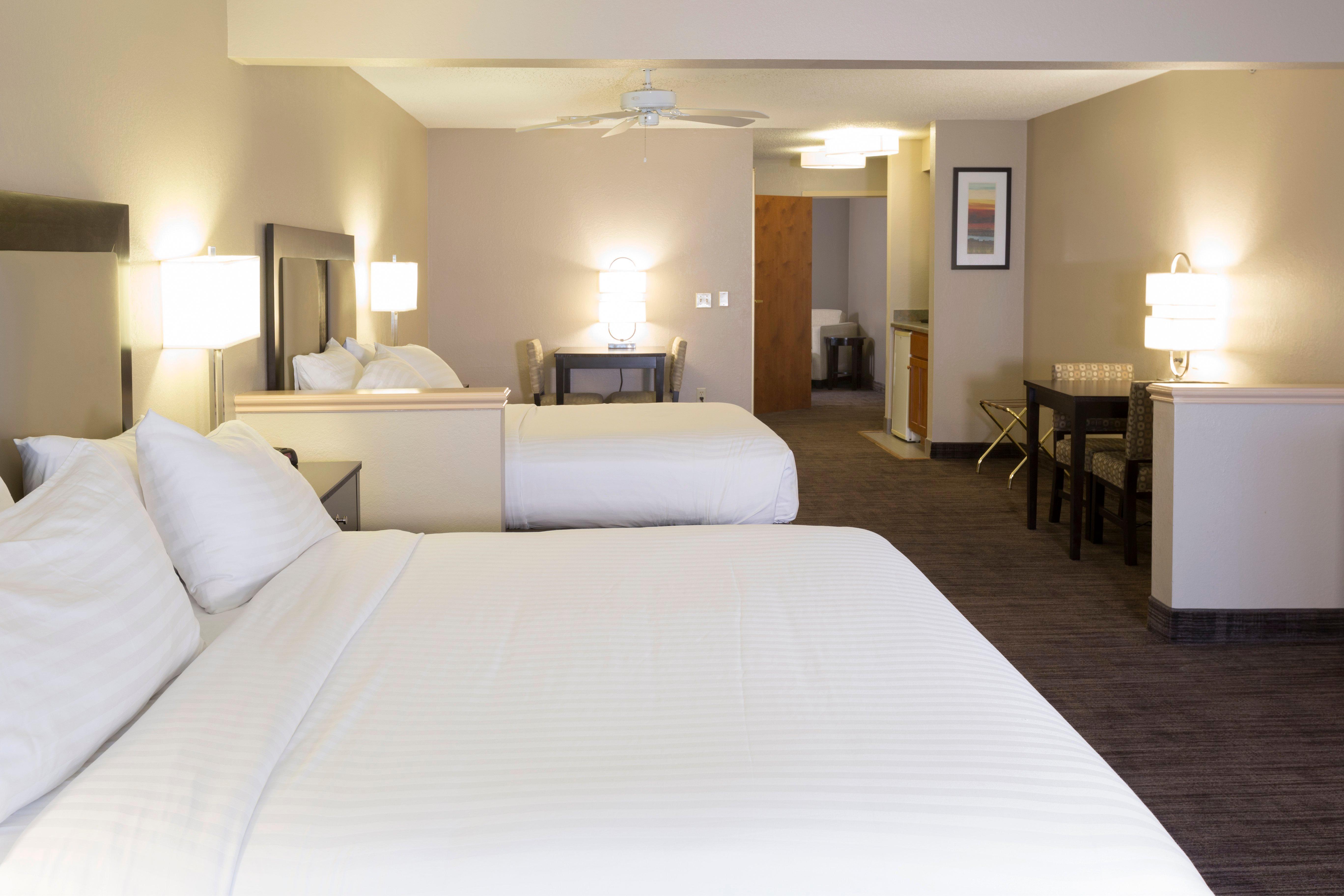 Holiday Inn Express Hotel & Suites-Saint Joseph By Ihg Ngoại thất bức ảnh