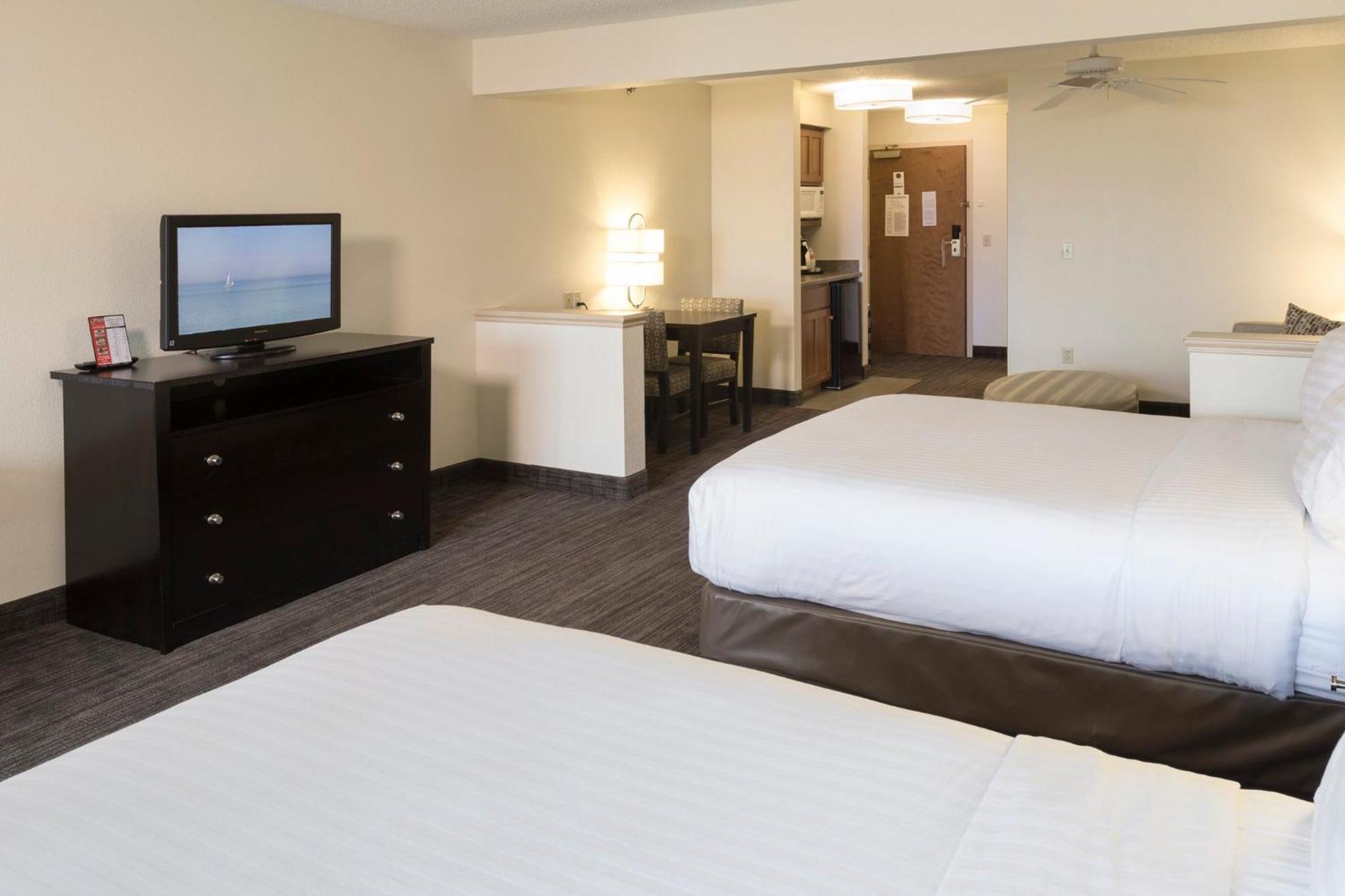 Holiday Inn Express Hotel & Suites-Saint Joseph By Ihg Ngoại thất bức ảnh